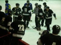 Хокей на лед: "Белите вълци" отстъпиха Купата в слаб мач